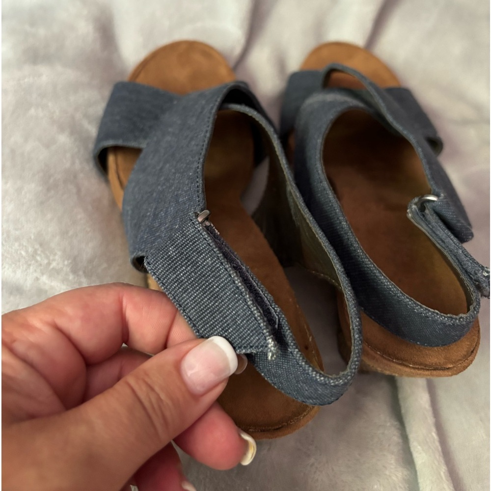 Aerology Denim cross-cross espadrille good Cush sandals size 7.5